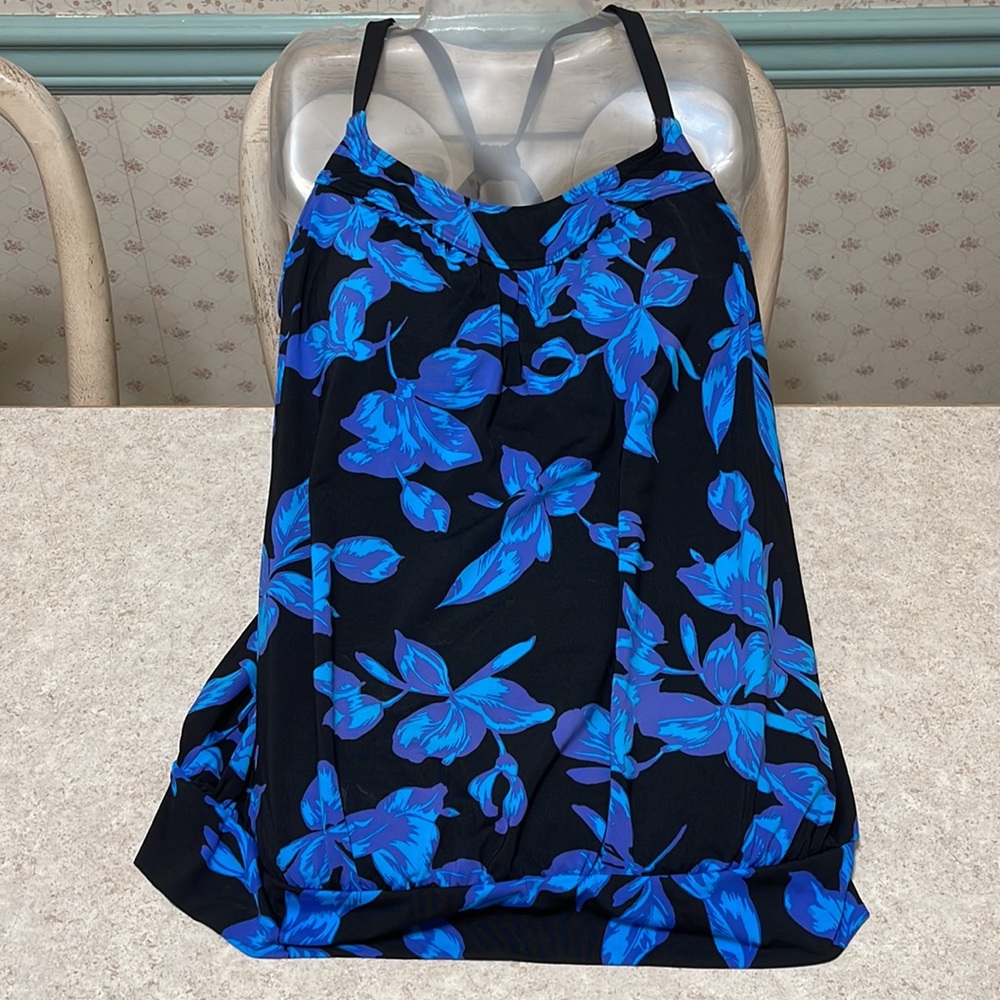Lands’ End Blouson Tankini Swim Top With Aqua Blue & … Gem
